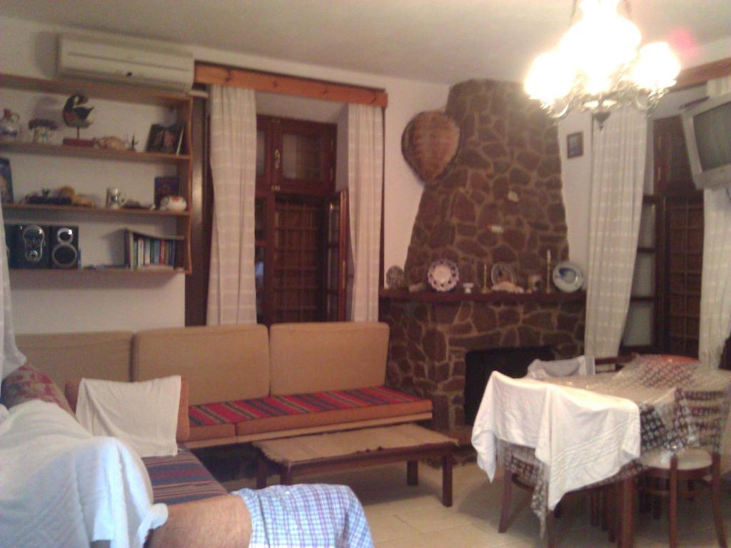 Lela Kaptani Eftalou Olive Grove Mithimna Oda fotoğraf